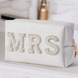 Elegant White Bridal Clutch